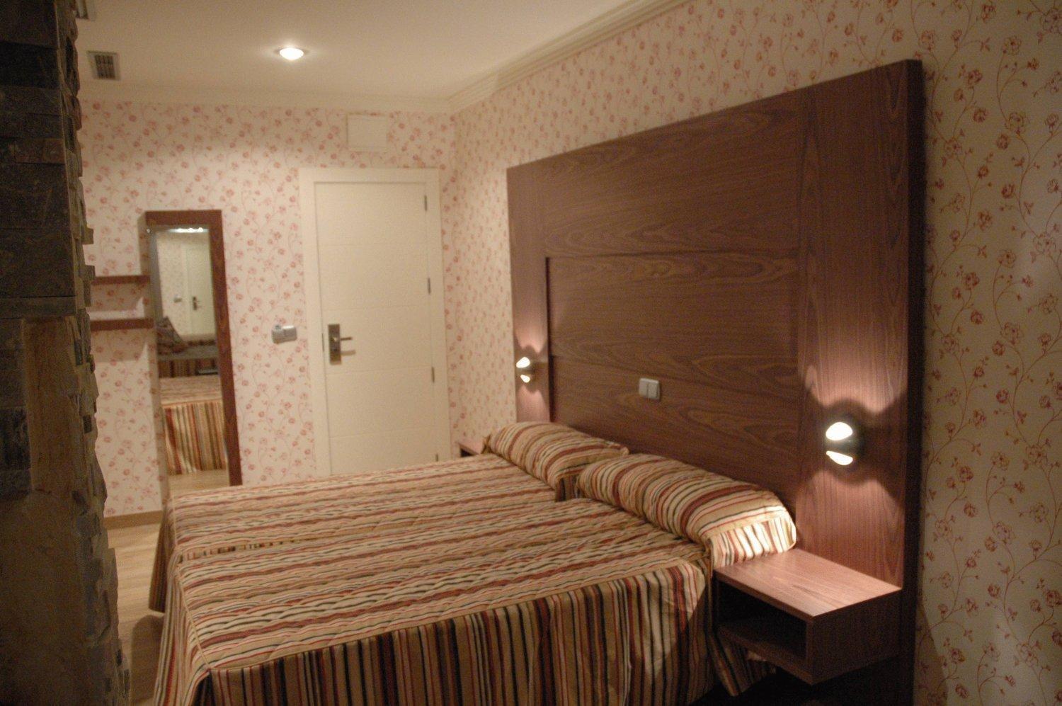 Hotel Ideal บียาร์โรเบลโด ภายนอก รูปภาพ